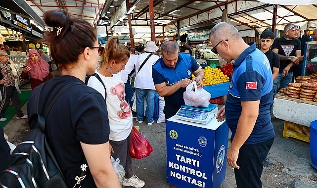 Buca’nın pazarlarında güvenli alışveriş dönemi