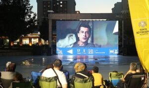 Konya Büyükşehir’in “Sinema Akşamları” Konyalıları Açık Havada Buluşturuyor