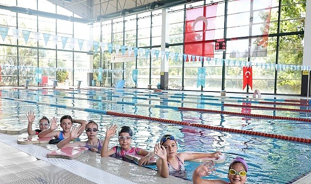 Nilüfer’de kırsal mahallelerdeki çocuklar yüzme öğreniyor