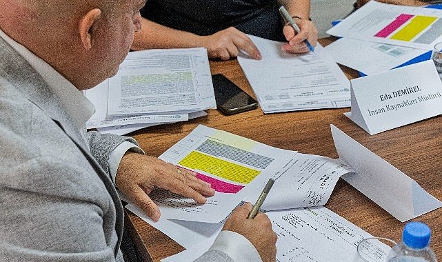 Eş-dost yok, şeffaflık ve liyakat var